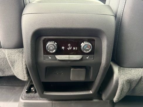 New 2026 Chevrolet Traverse RS w/ LPO, Floor Liner Package image 35