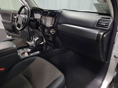 Used 2023 Toyota 4Runner TRD Off-Road image 23