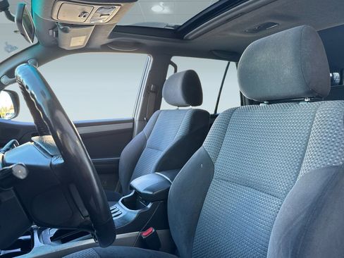 Used 2004 Toyota 4Runner SR5 image 14