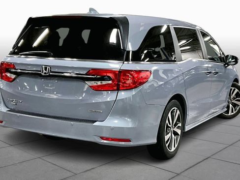 Used 2023 Honda Odyssey Touring image 13