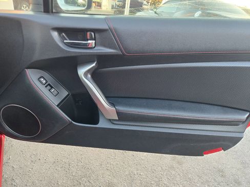 Used 2014 Scion FR-S image 13