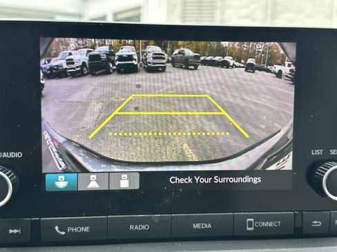 Used 2024 Honda Accord LX image 27