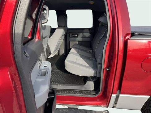 Used 2013 Ford F150 XLT w/ Luxury Equipment Group image 17