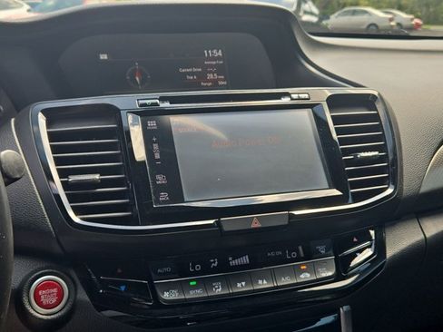 Used 2016 Honda Accord EX-L image 14