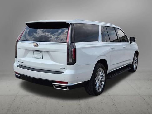 Used 2021 Cadillac Escalade ESV Premium Luxury w/ Driver Assist Tech Package RWD image 6