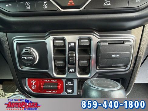 Used 2022 Jeep Gladiator Rubicon w/ LED Lighting Group AWD/4WD image 21