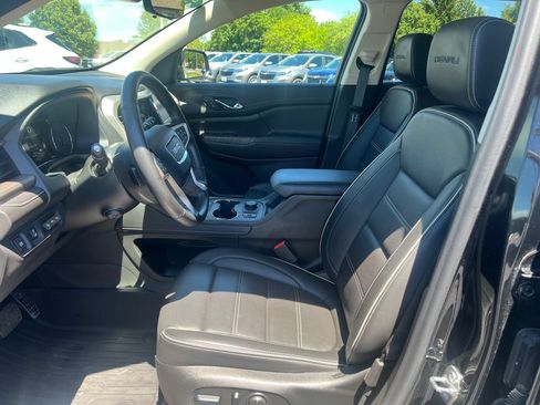 Certified 2023 GMC Acadia Denali w/ Denali Technology Package AWD/4WD image 12