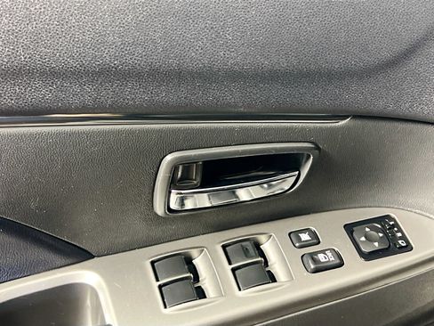 Used 2024 Mitsubishi Outlander Sport SE AWD/4WD image 16