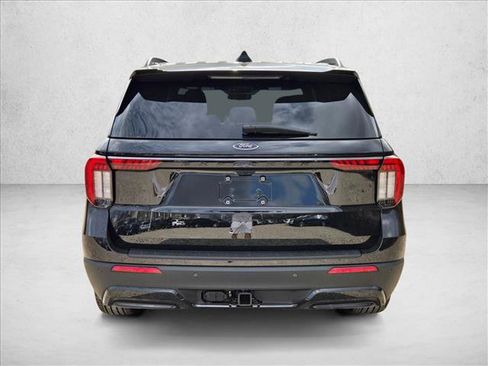 New 2026 Ford Explorer ST-Line RWD image 8