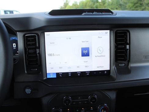 New 2025 Ford Bronco 4-Door AWD/4WD image 20