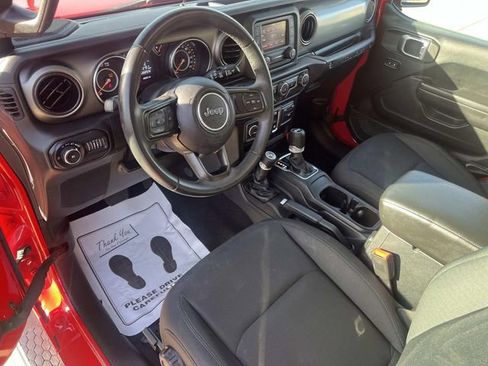 Used 2019 Jeep Wrangler Sport image 13