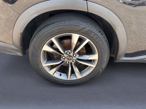 Used 2023 INFINITI QX60 Luxe AWD/4WD image 3