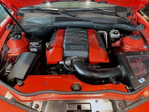 Used 2010 Chevrolet Camaro SS w/ RS Package RWD image 22