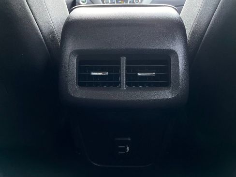 Used 2022 Chevrolet Equinox LS w/ LS Convenience Package FWD image 28