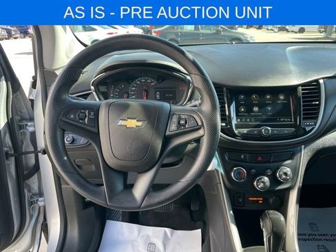 Used 2019 Chevrolet Trax LS w/ Tint and Cruise Package image 18