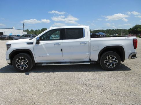 New 2026 GMC Sierra 1500 SLT w/ SLT Premium Plus Package AWD/4WD image 11
