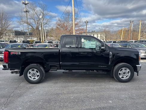 New 2026 Ford F250 XLT w/ FX4 Off-Road Package image 4