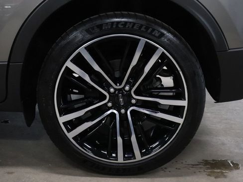 Used 2017 Lincoln MKC Reserve image 39