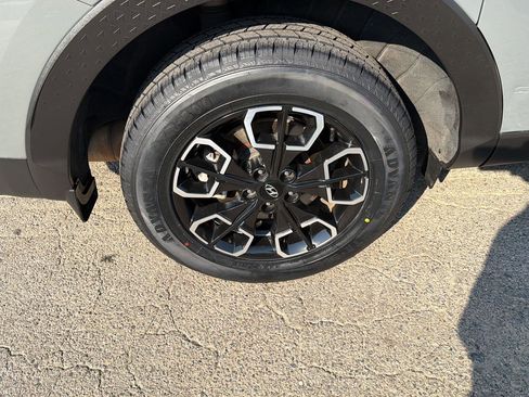 Used 2022 Hyundai Santa Cruz SEL w/ Activity Package AWD/4WD image 7