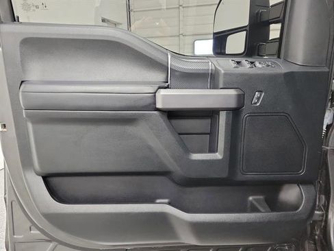 Used 2020 Ford F150 XLT w/ Equipment Group 302A Luxury AWD/4WD image 17
