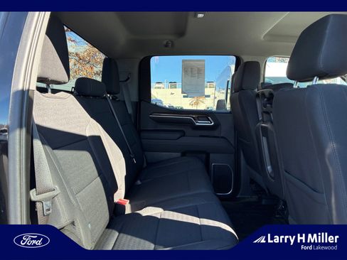 Used 2022 Chevrolet Silverado 1500 LT image 18