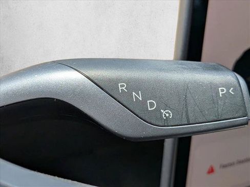 Used 2022 Tesla Model 3 Long Range AWD/4WD image 14