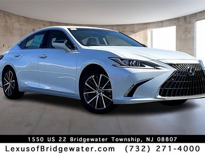 New 2025 Lexus ES 350 w/ Premium Package