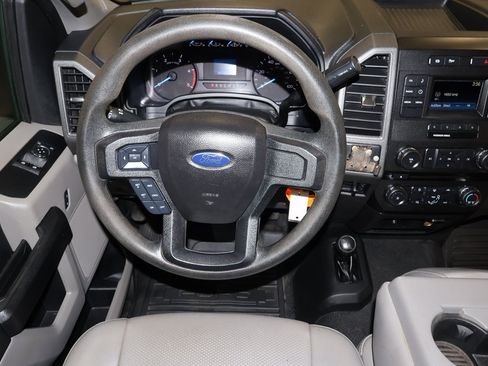 Certified 2017 Ford F550 4x4 Regular Cab Super Duty image 16