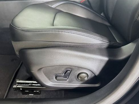 New 2026 Jeep Compass Limited image 20