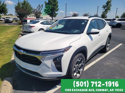 Used 2024 Chevrolet Trax LT w/ Driver Confidence Package