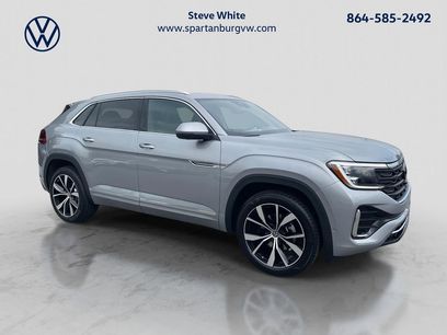 New 2026 Volkswagen Atlas Cross Sport SEL Premium R-Line