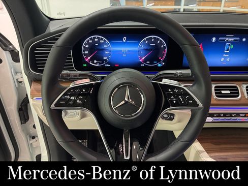Used 2026 Mercedes-Benz GLE 580 4MATIC image 10
