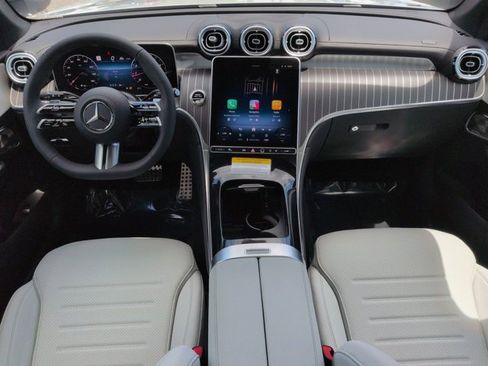 New 2026 Mercedes-Benz GLC 300 image 15