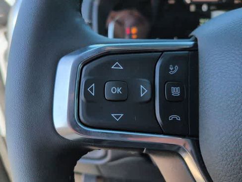New 2026 RAM 2500 Laramie AWD/4WD image 24