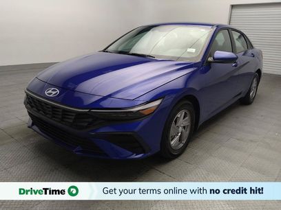 Used 2025 Hyundai Elantra SE