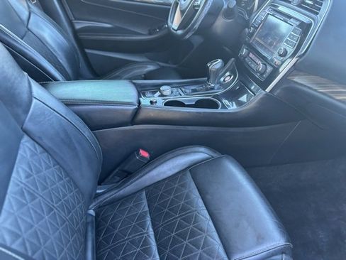 Used 2017 Nissan Maxima Platinum image 38