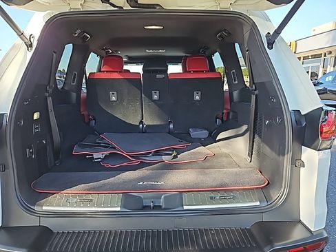 Used 2022 Lexus LX 600 F Sport image 42