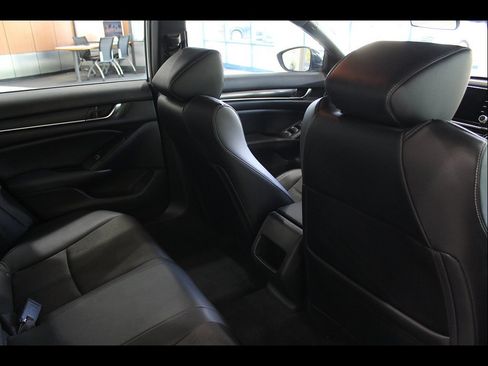 Used 2022 Honda Accord Sport image 20