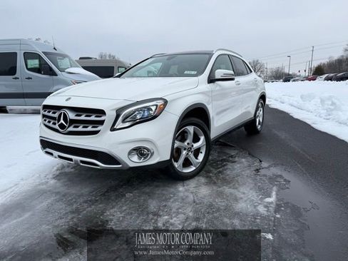 Used 2019 Mercedes-Benz GLA 250 4MATIC image 1