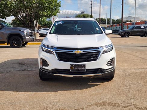 Used 2024 Chevrolet Equinox LT AWD/4WD image 3