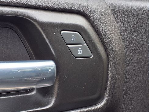 Used 2023 Chevrolet Silverado 1500 Custom Trail Boss w/ LPO, Dark Essentials Package image 12