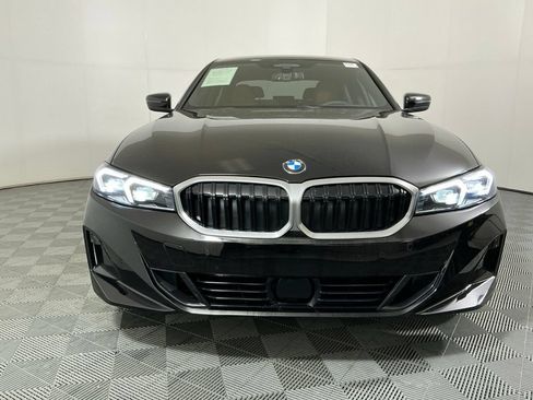 Used 2026 BMW 330i Sedan w/ Premium Package RWD image 3