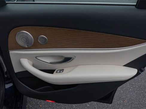 Certified 2021 Mercedes-Benz E 350 4MATIC Sedan w/ Premium Package image 18