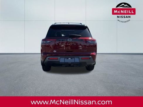 New 2026 Nissan Pathfinder Platinum AWD/4WD image 6