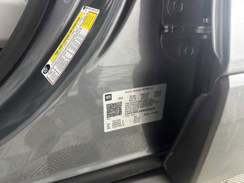 Used 2021 GMC Acadia SLT w/ Preferred Package image 35