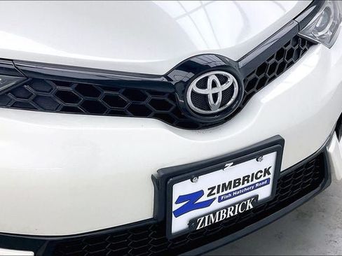 Used 2018 Toyota Corolla iM w/ All-Weather Mat Package FWD image 30
