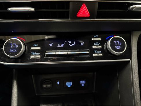 Used 2022 Hyundai Sonata SEL w/ Convenience Package image 16