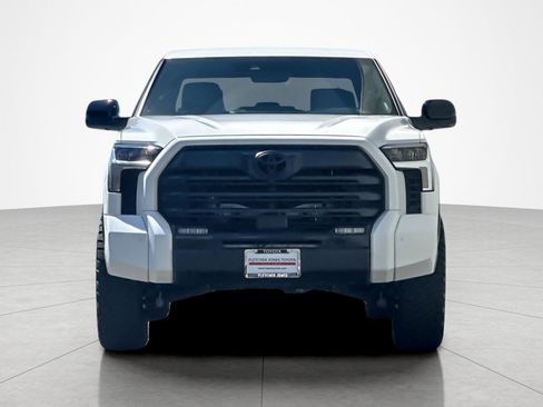 Certified 2026 Toyota Tundra Limited AWD/4WD image 8