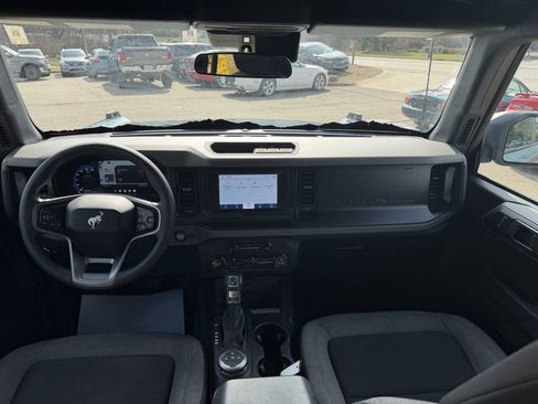 Used 2022 Ford Bronco 4-Door AWD/4WD image 23