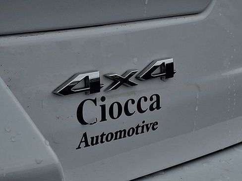 Used 2023 Jeep Grand Cherokee Limited AWD/4WD image 29